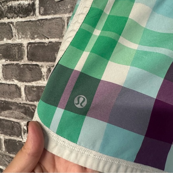 LULULEMON GROOVY RUN SHORTS FOXY PLAID athletic - Picture 6 of 8